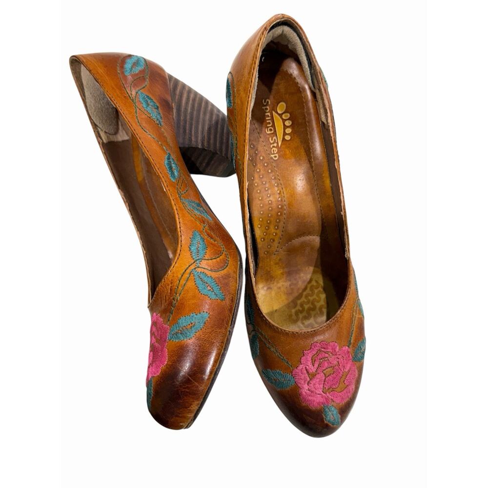 L’Artiste Women’s Spring Step 36 6 Floral Embroidered Brown Pink Boho Heel Pumps